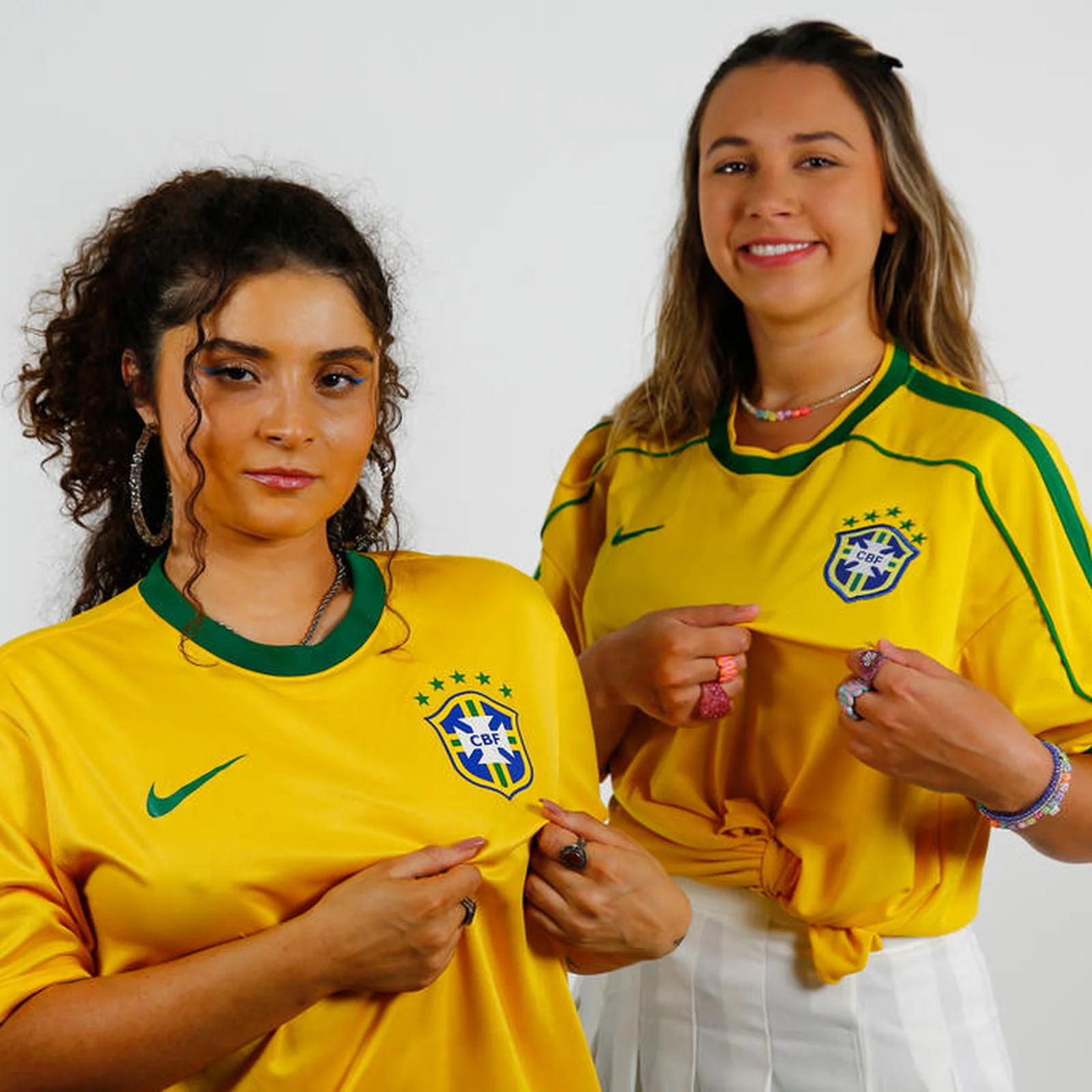 como usar camisa de futebol feminina