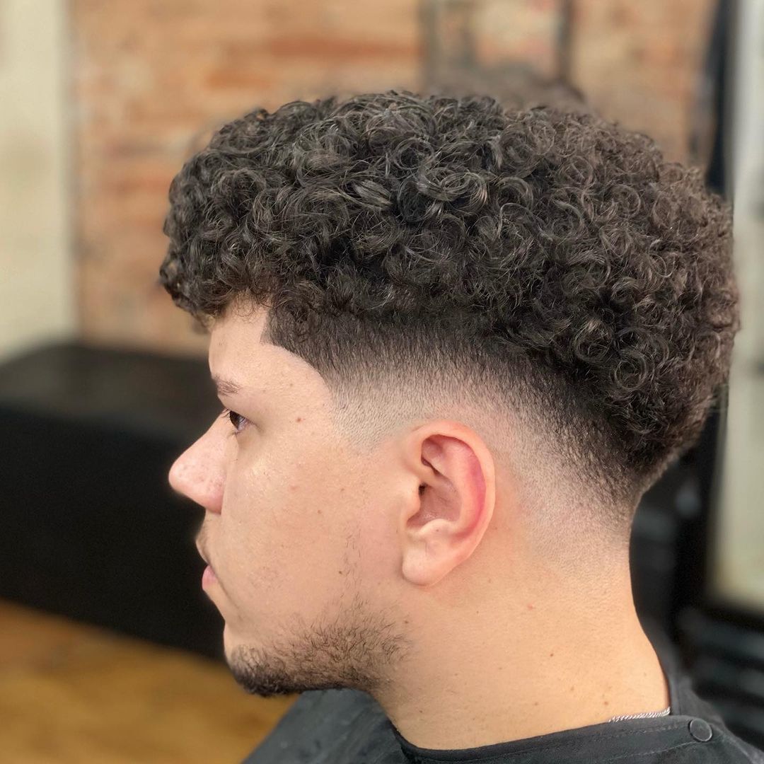 degradê baixo cabelo enrolado