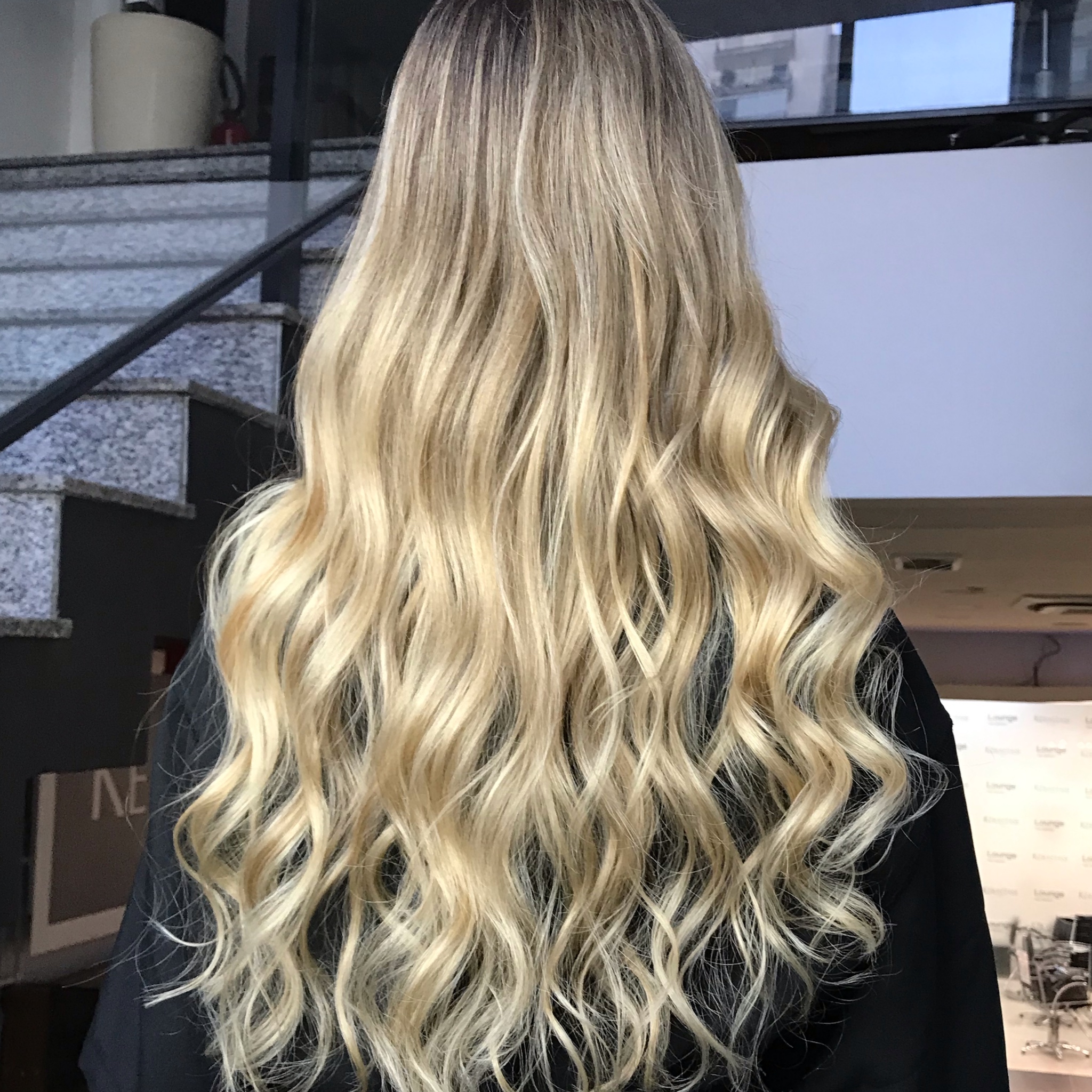 Mechas loiras iluminadas