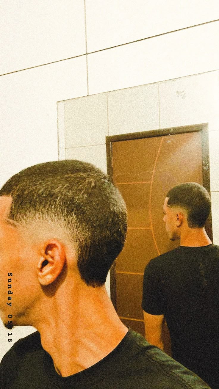 moicano curto masculino
