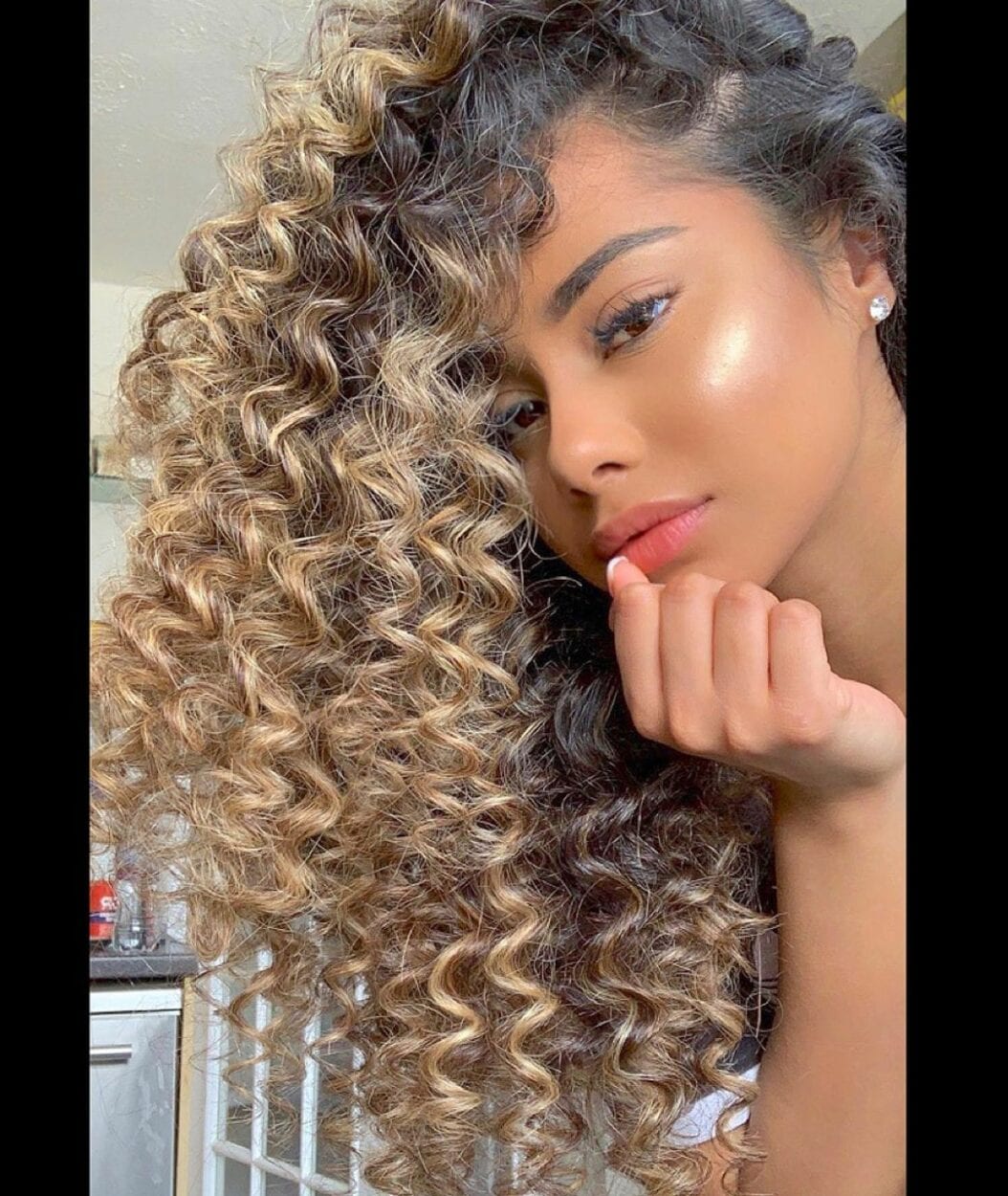 cabelo morena iluminada caramelo