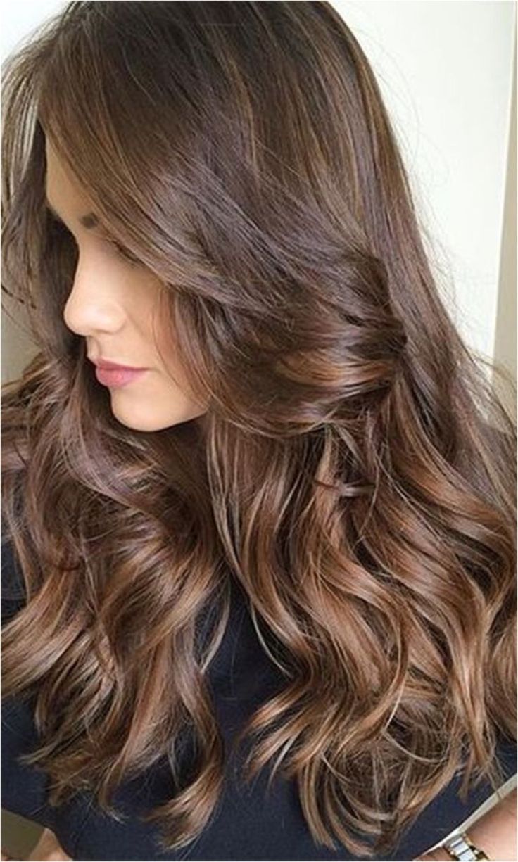 morena iluminada cabelo curto