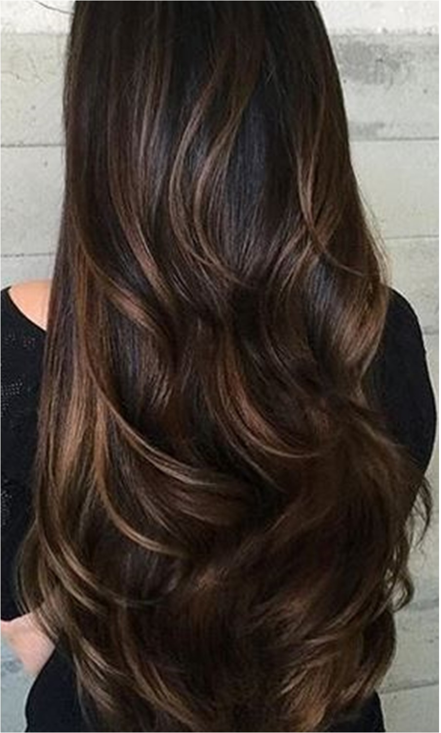 transformação cabelo preto para morena iluminada
