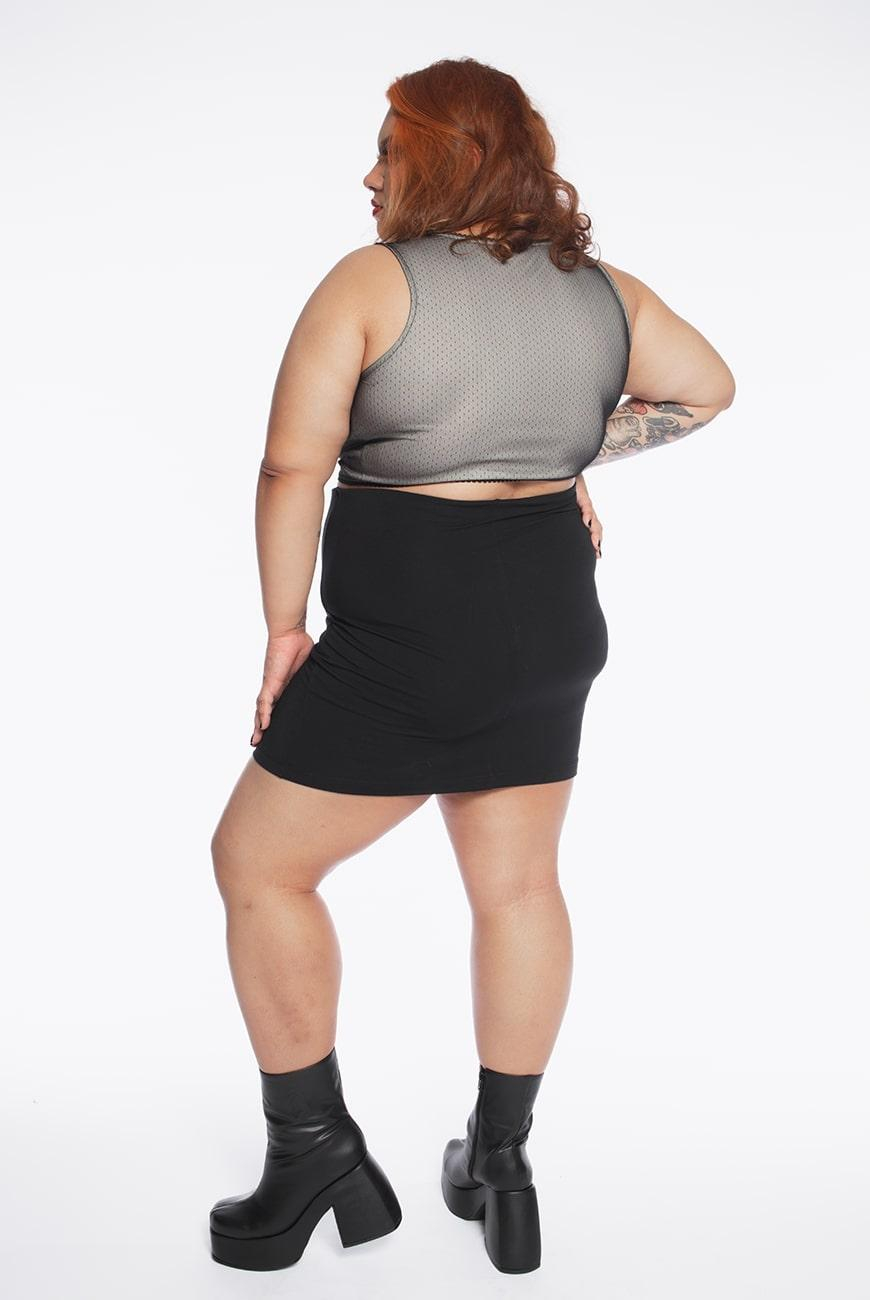 o que usar por baixo de vestido justo