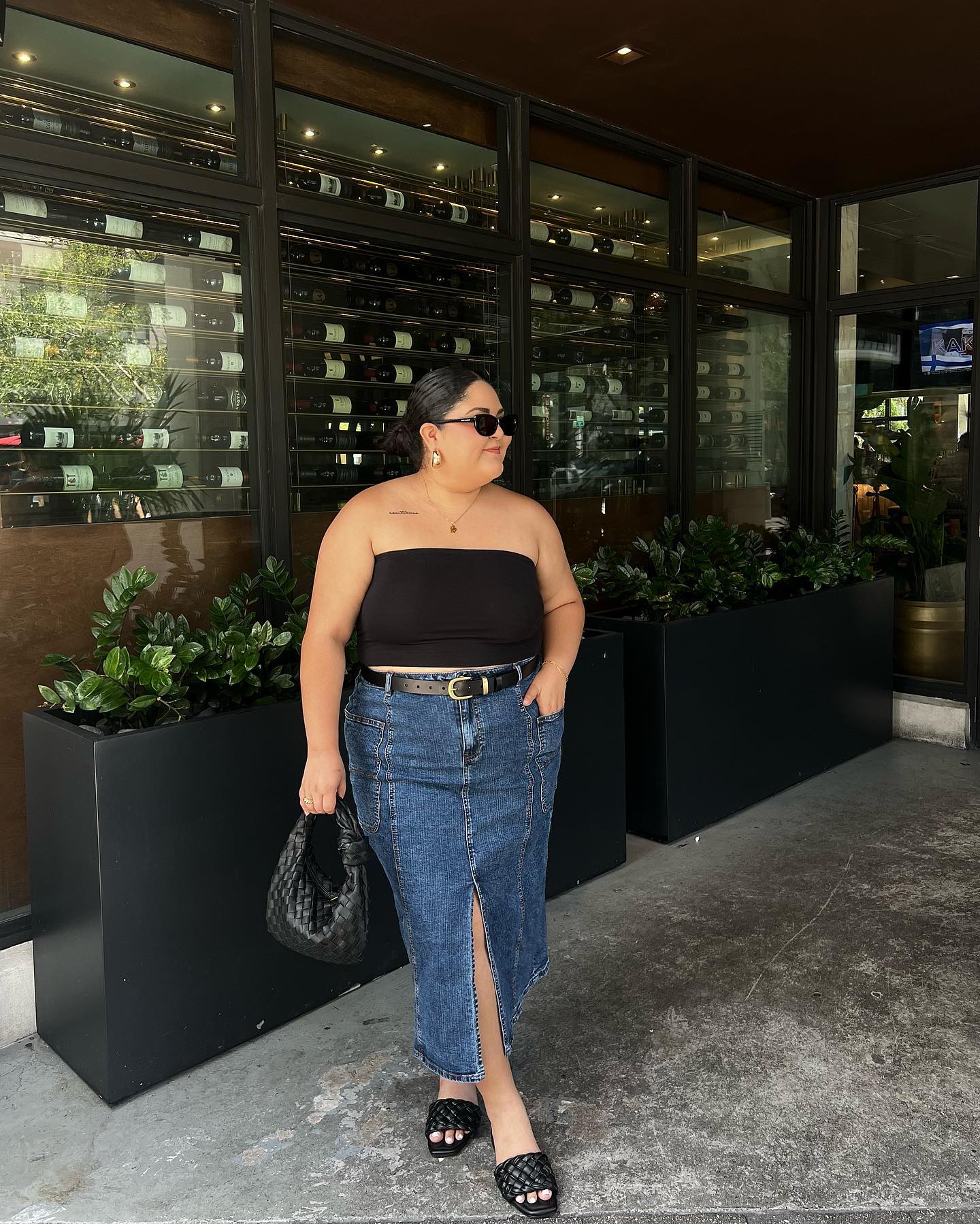 roupa íntima para saia lápis