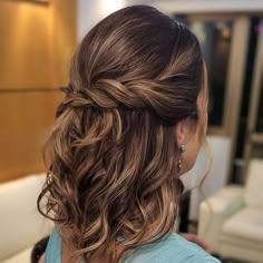 acessórios para madrinha cabelo curto