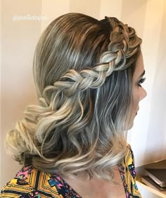 penteado madrinha semipreso
