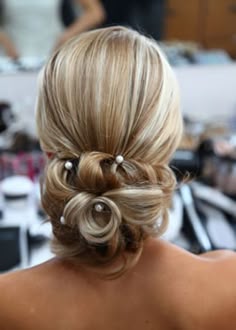 penteado madrinha semipreso