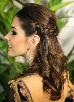 penteado para madrinha simples