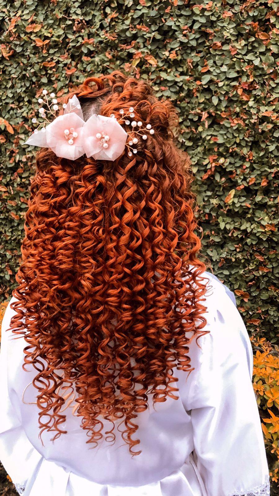 penteado para cabelo cacheado curto