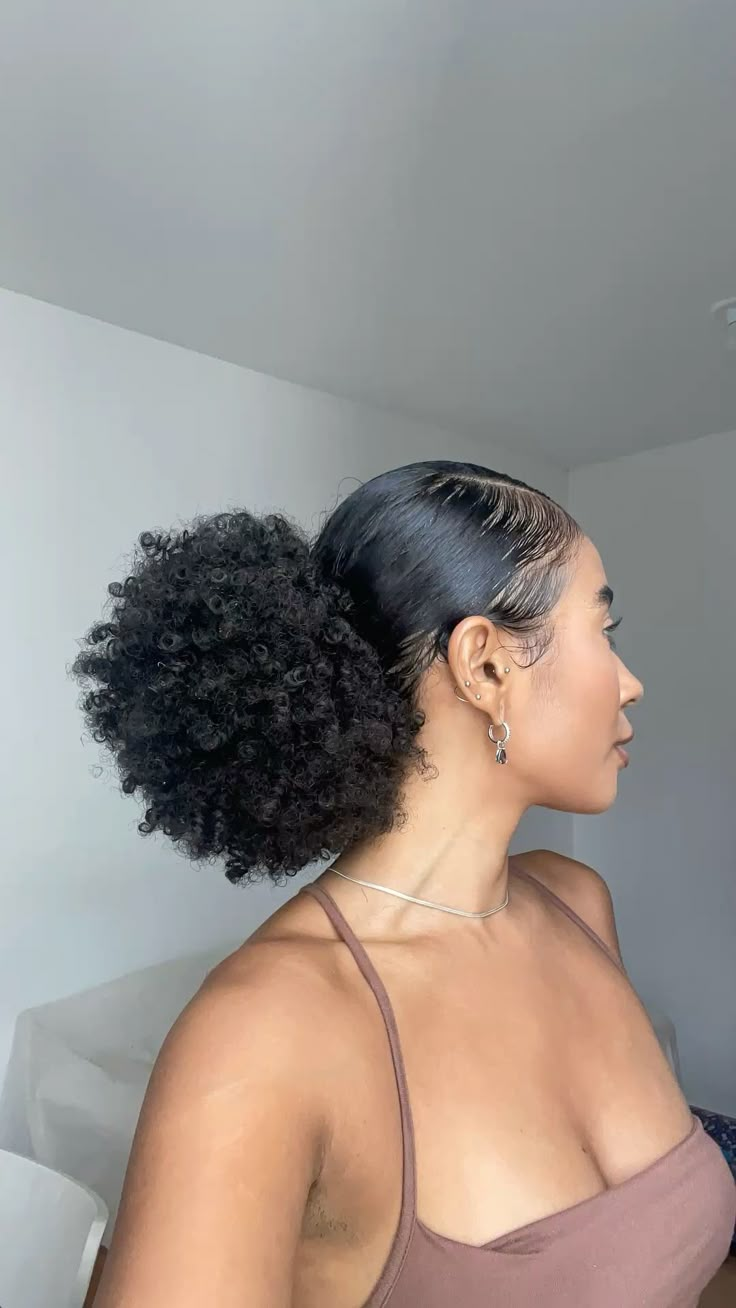 penteados fáceis cabelo cacheado dia a dia