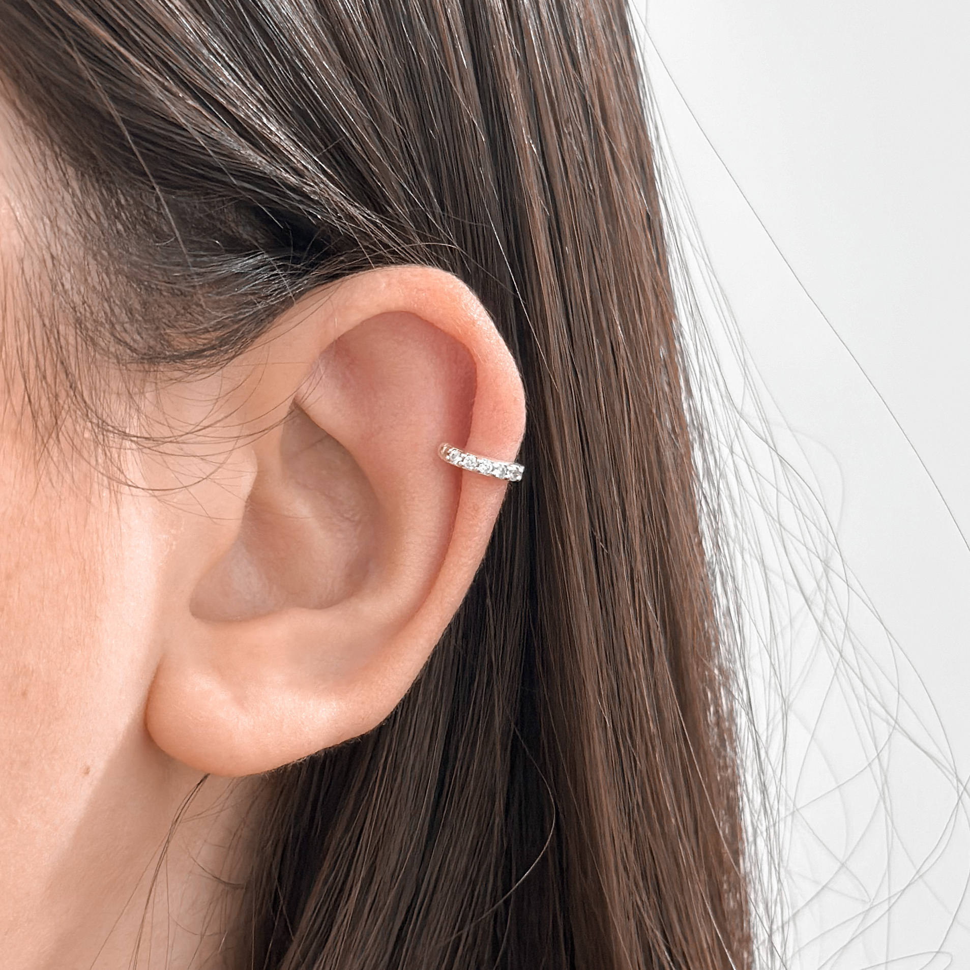 piercing fake dourado orelha