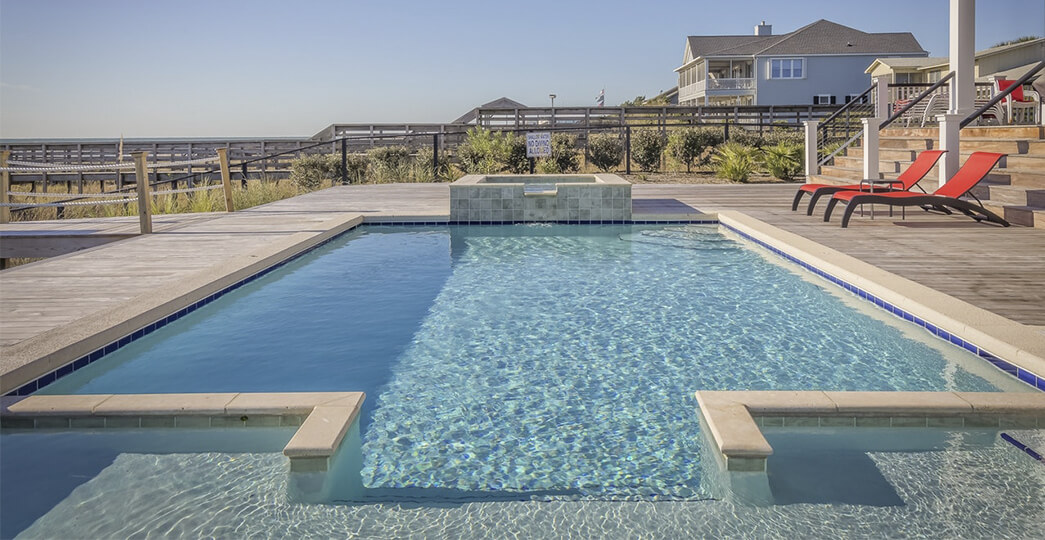 instalação piscina fibra e deck