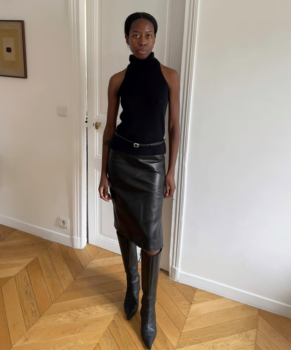 looks com saia midi e bota de cano longo