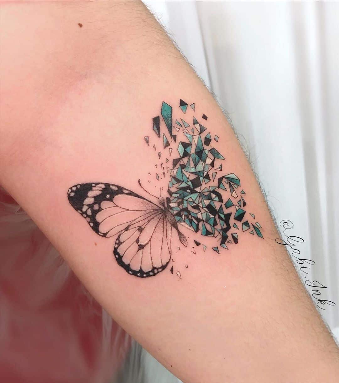 tatuagem borboleta antebraço significado
