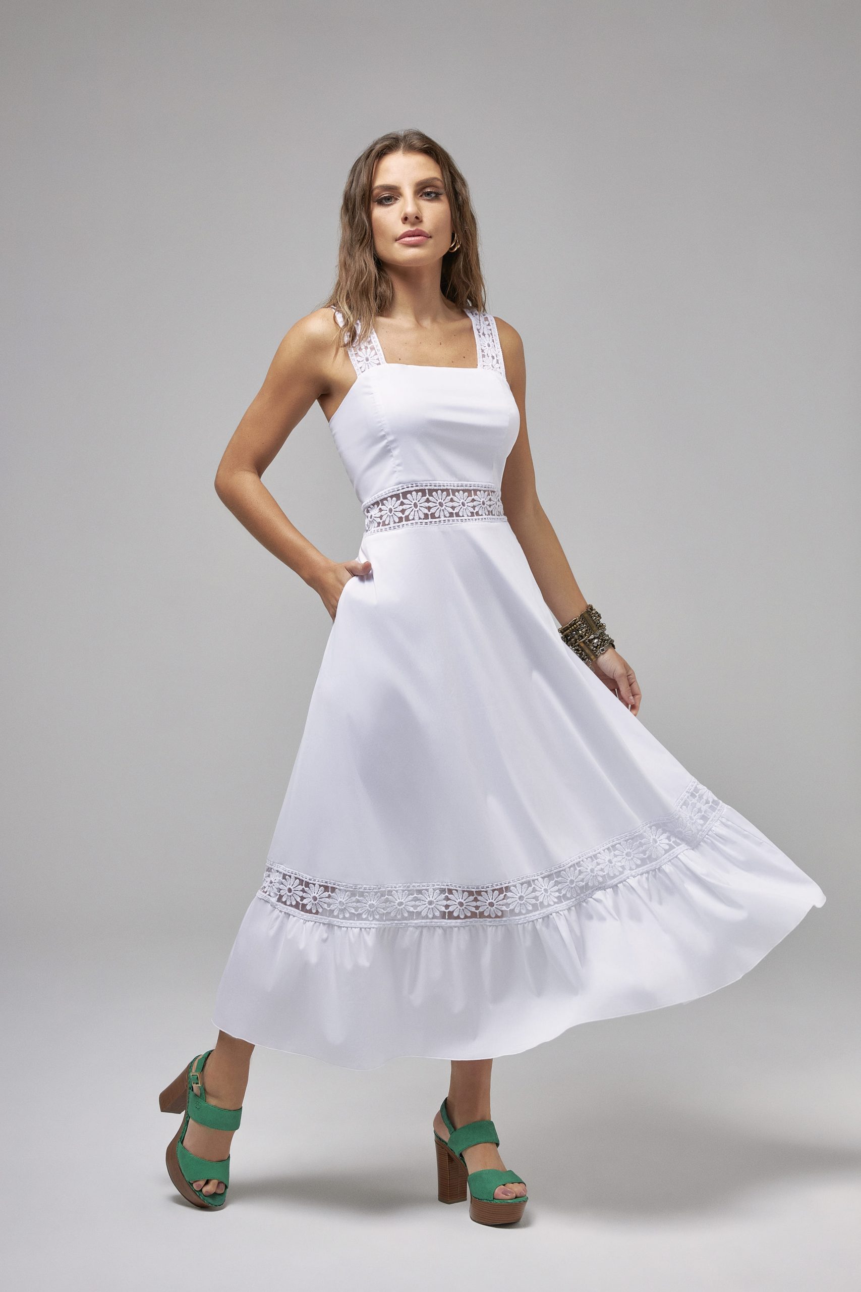 vestido longo para baixinhas