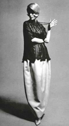 roupa anos 60 feminina