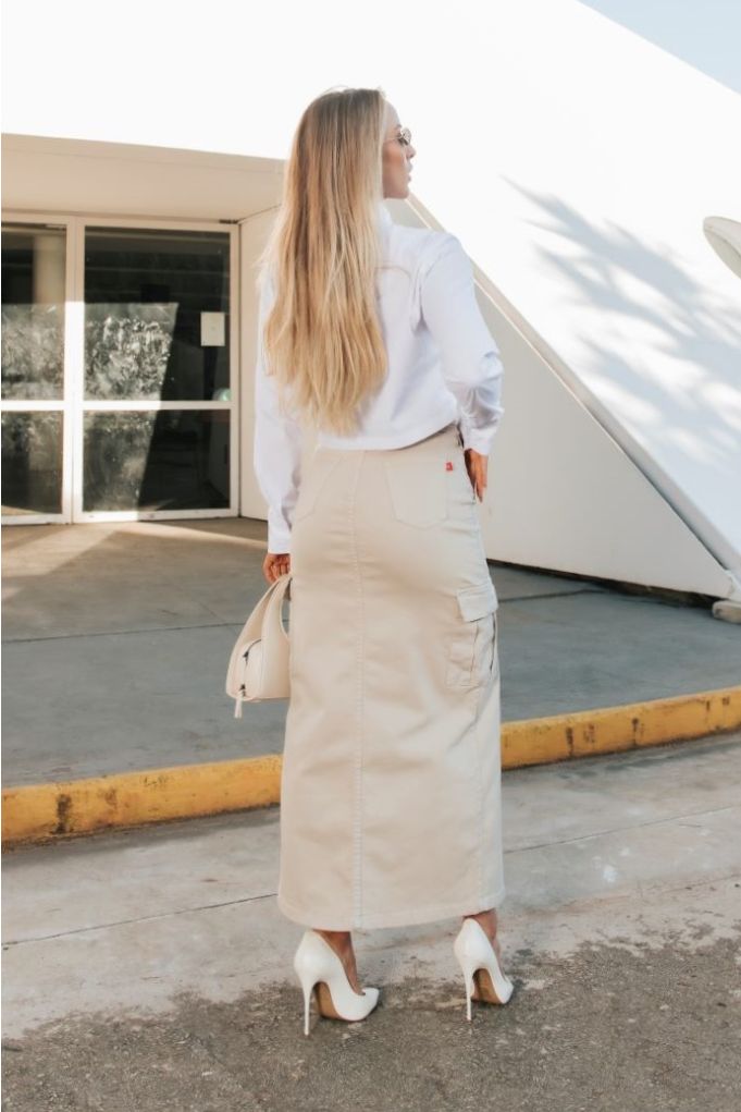 saia cargo com bolsos laterais