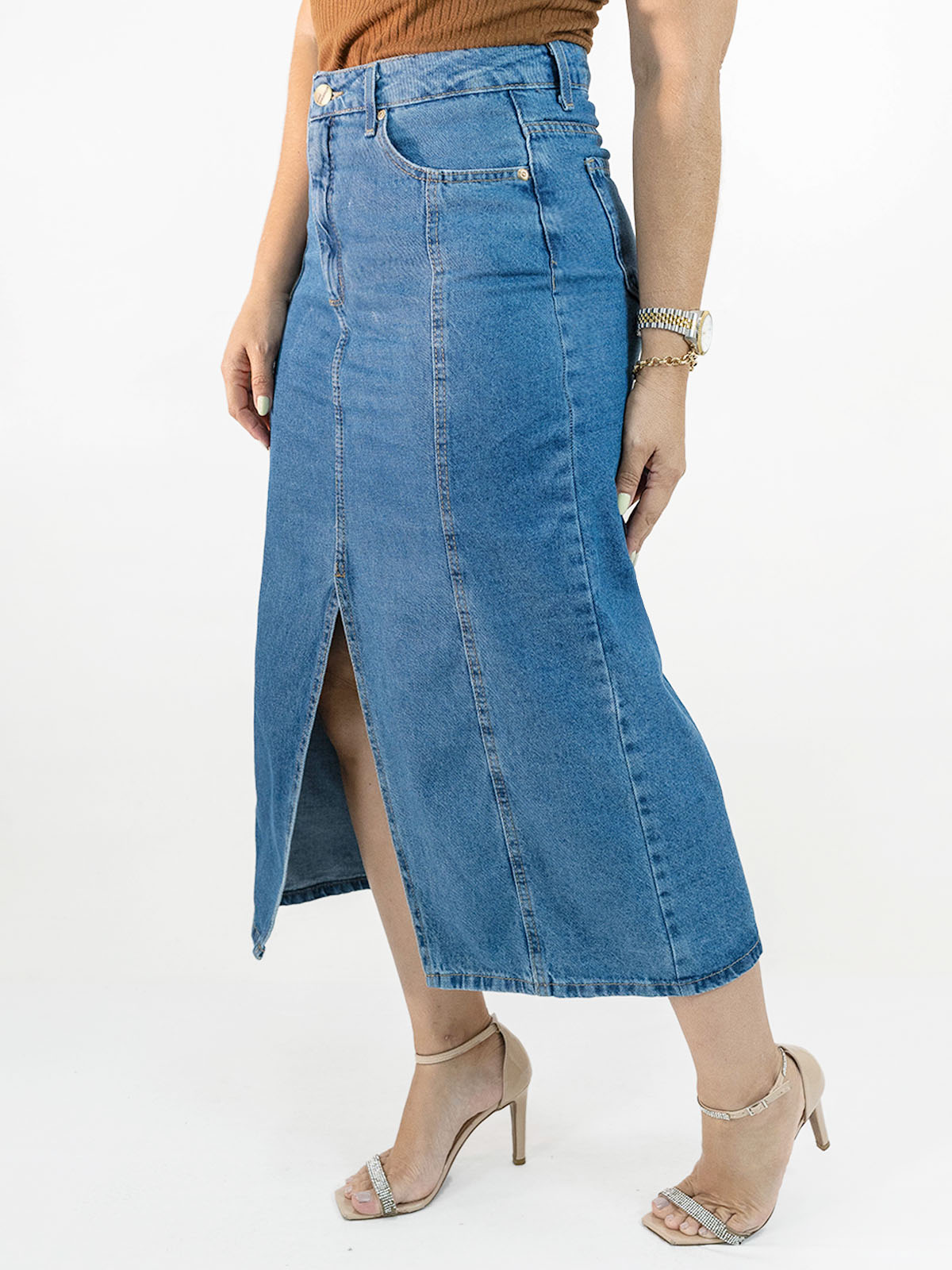 saia midi jeans com fenda frontal