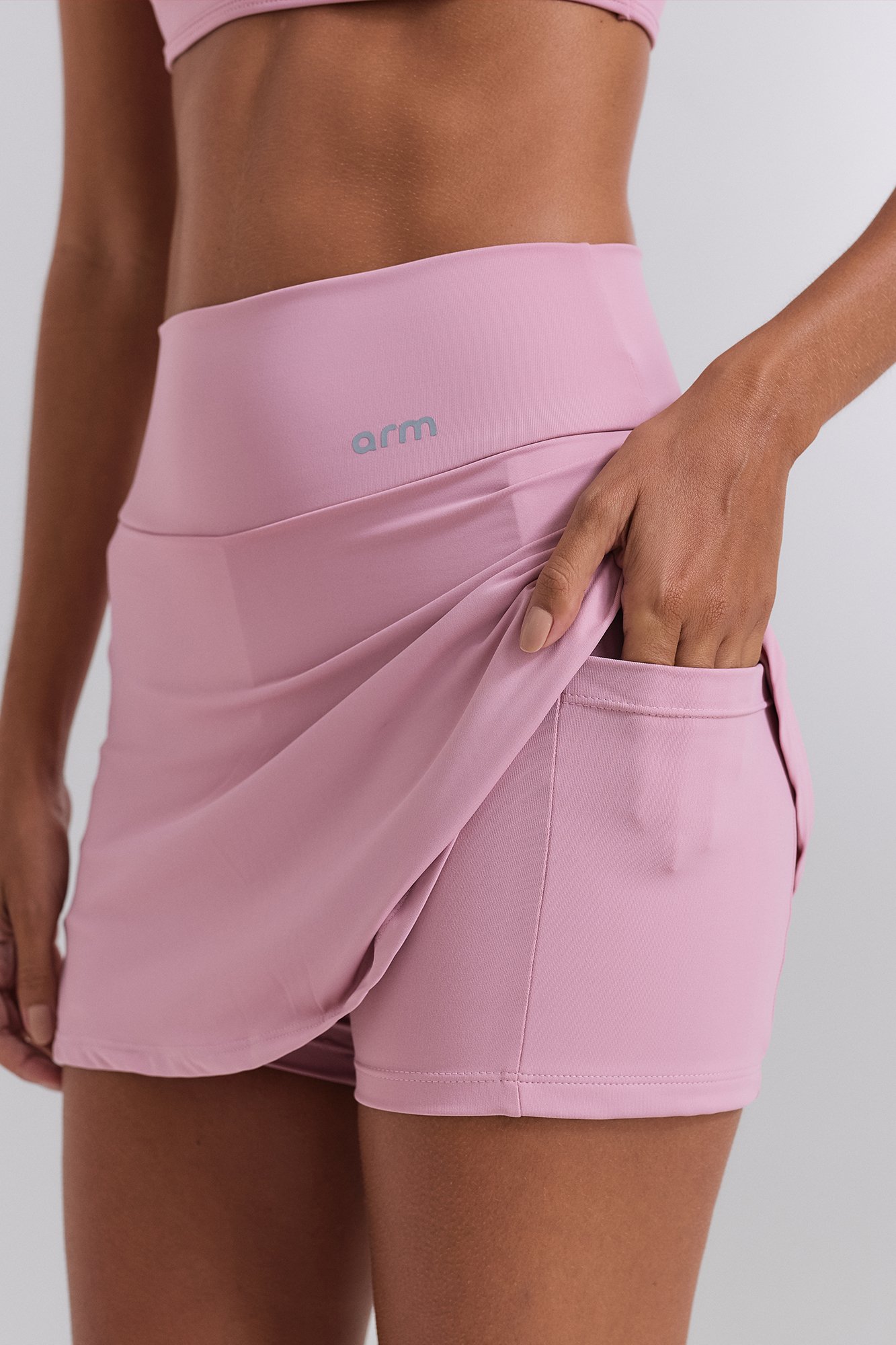 short saia fitness feminina