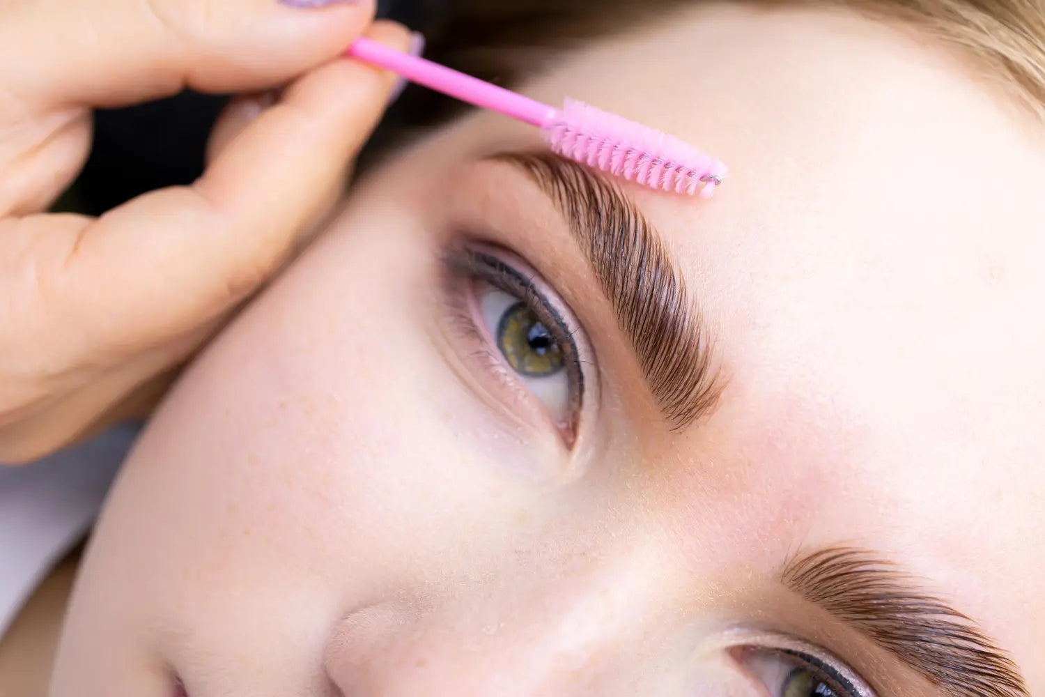 produtos para sobrancelhas naturais
