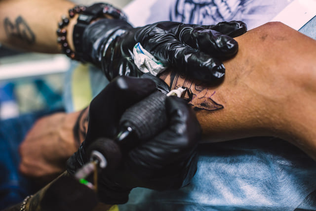 interpretação sonho tatuagem braço