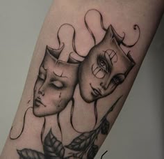 tatuagem cry now laugh later