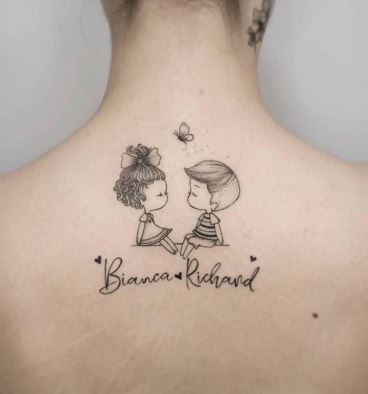 tatuagem com nome de filho e batimentos