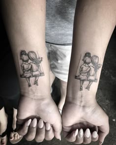 matching tattoo amigas