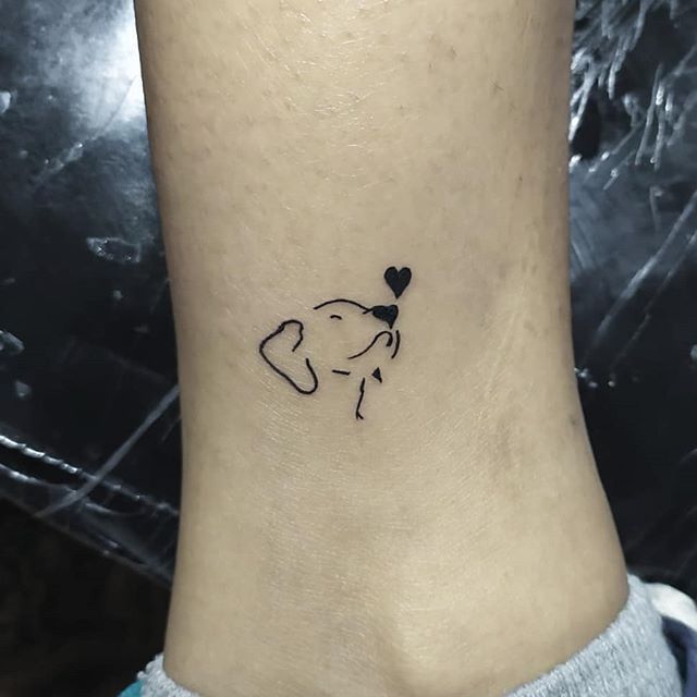tatuagem de pata de cachorro