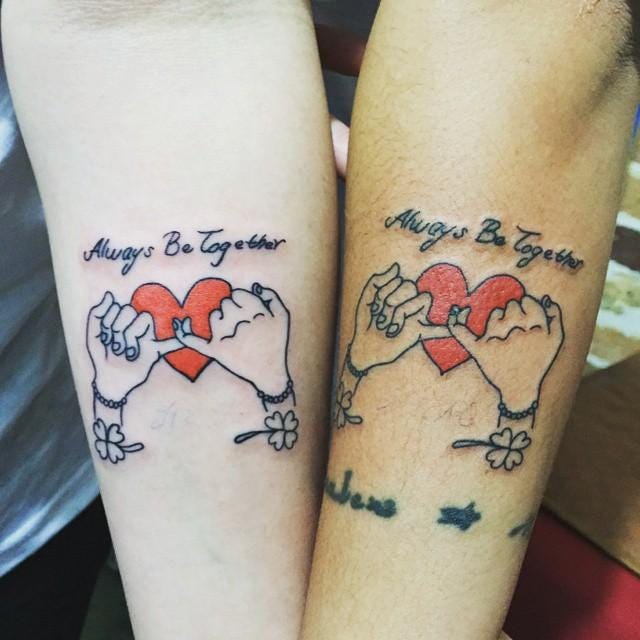 tatuagem meia lua sol