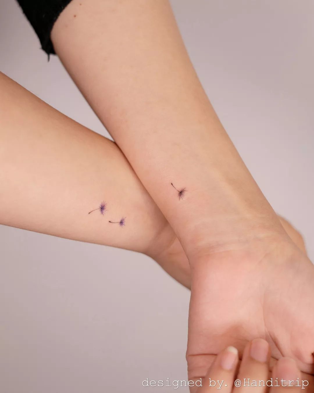 tatuagem de casal pequena