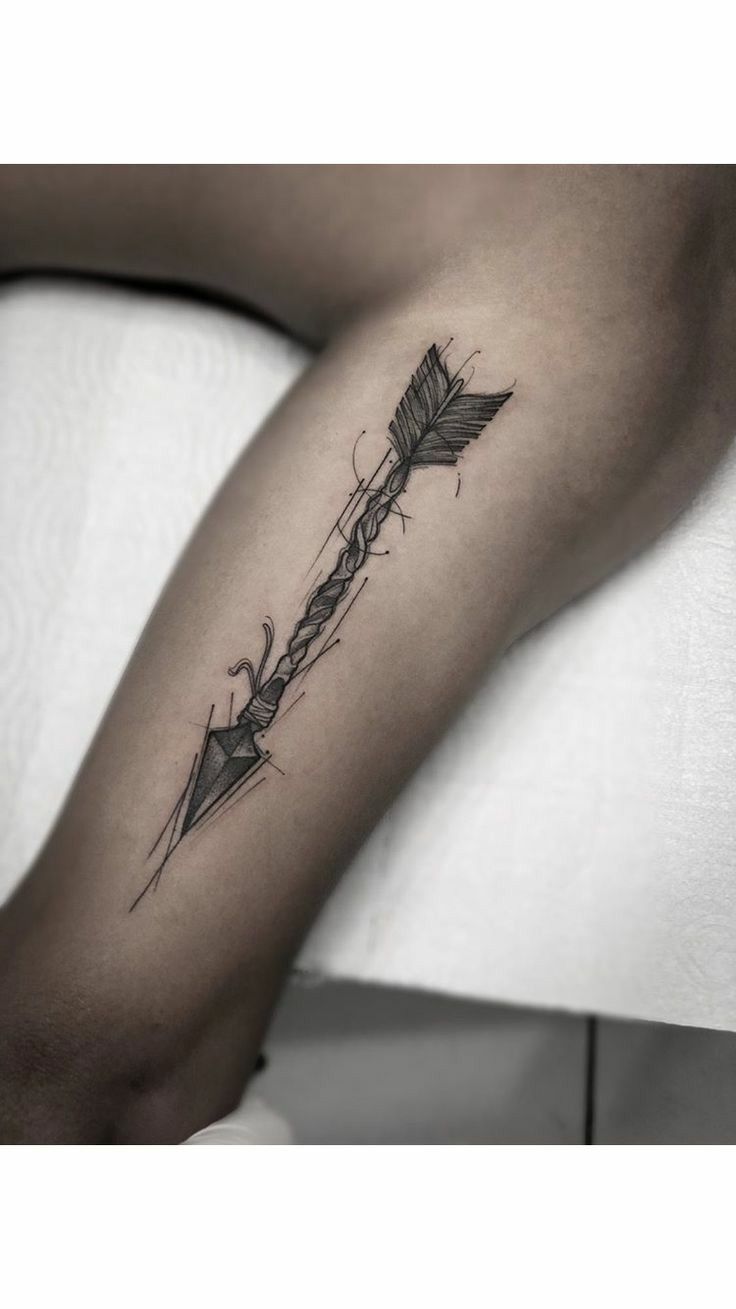 tatuagem flecha pulso