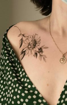 girassol tatuado