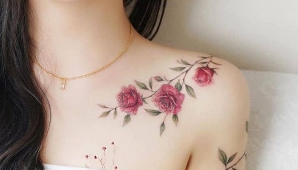 tatuagem de borboleta no ombro