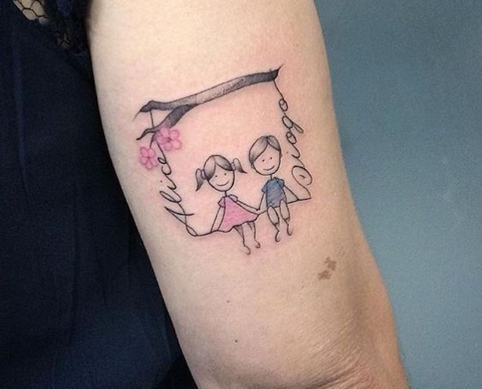 tatuagem de árvore da família