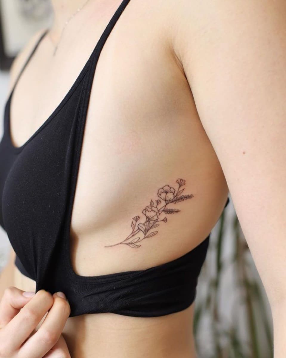 tatuagem na costela unalome