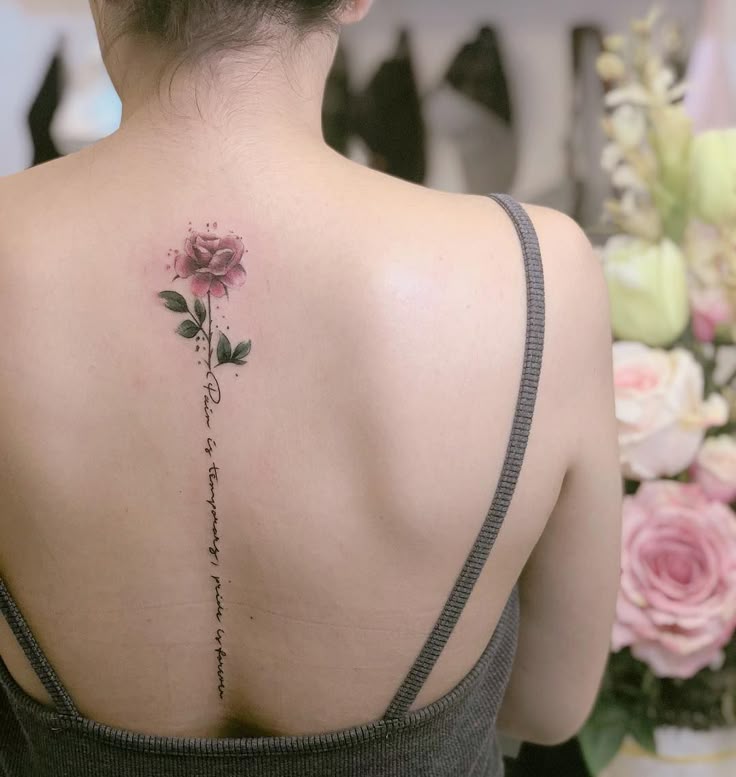 tatuagem pequenas costas