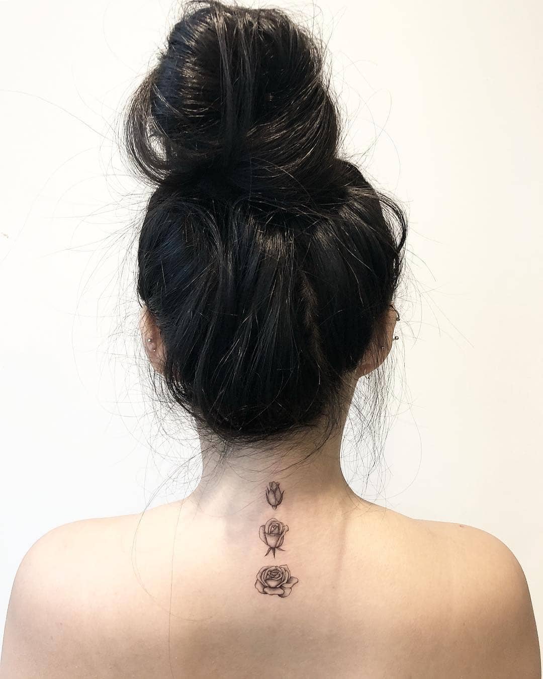 tatuagem delicada primeira tattoo