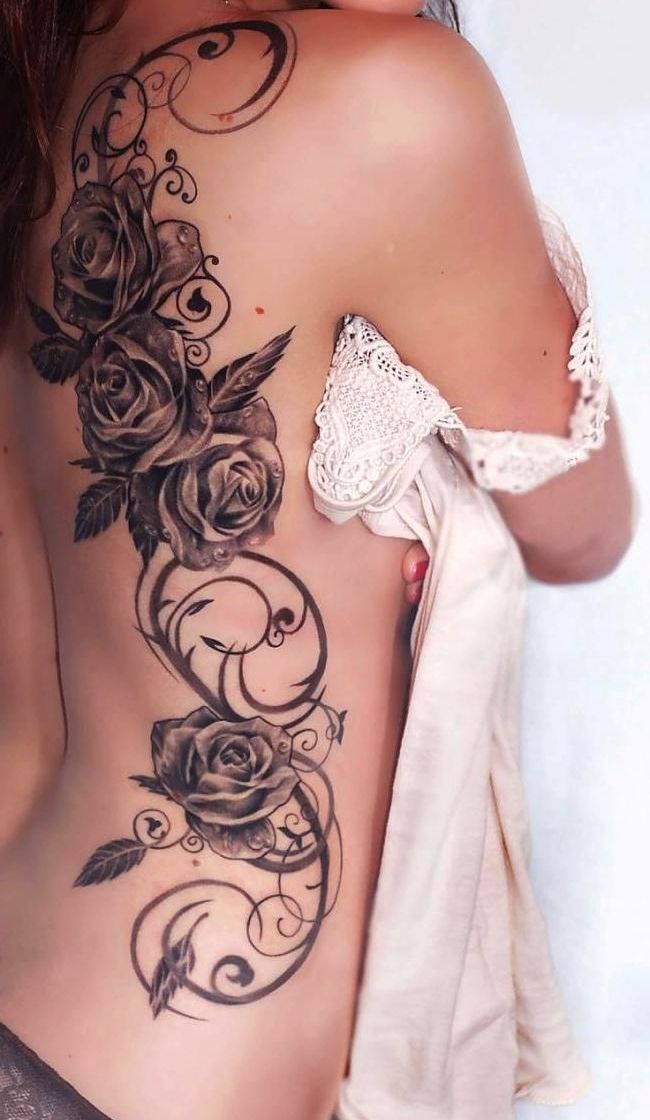 tatuagem blackwork floral costas