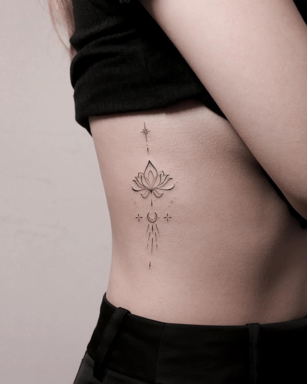 ideias tatuagem costela