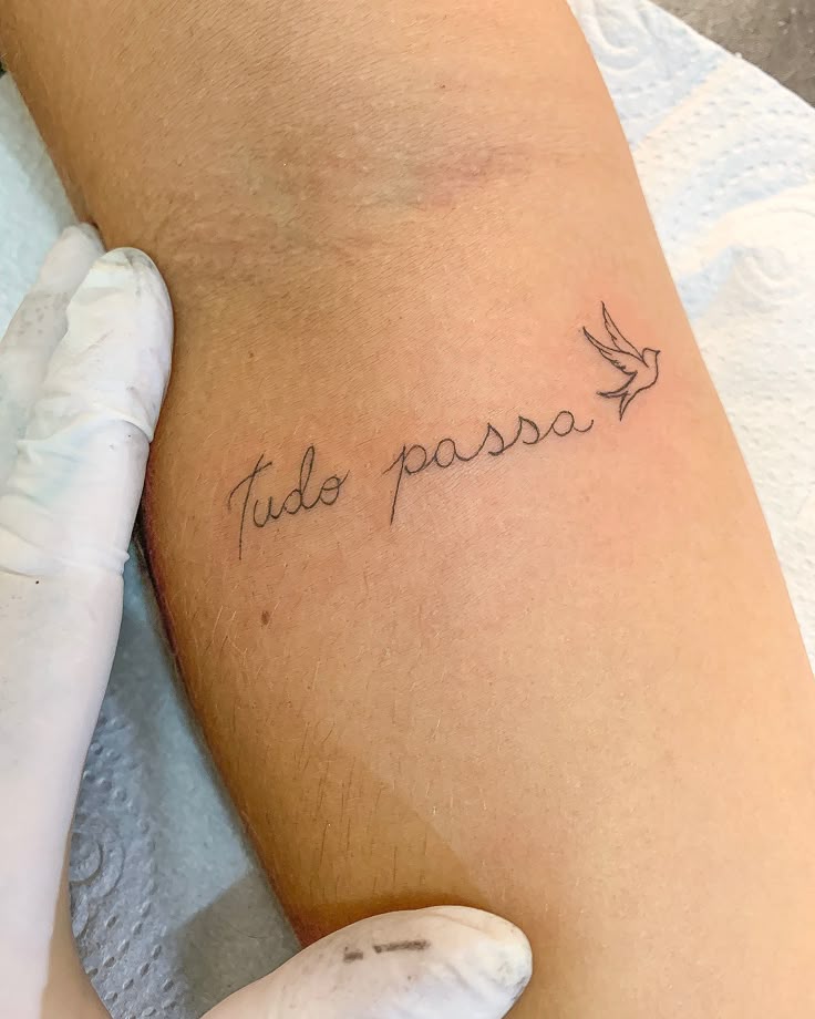 Tudo passa tattoo