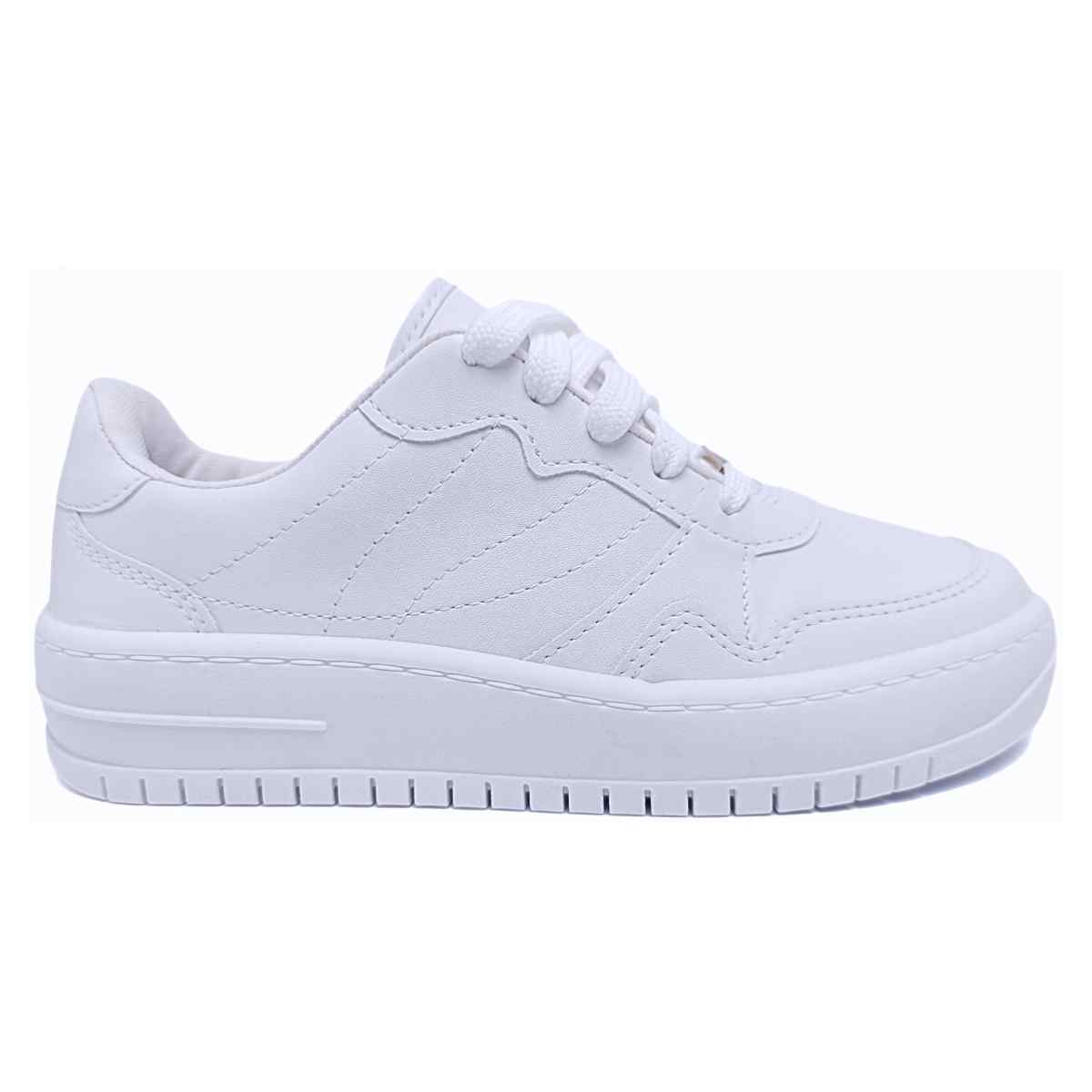 tênis branco feminino estiloso