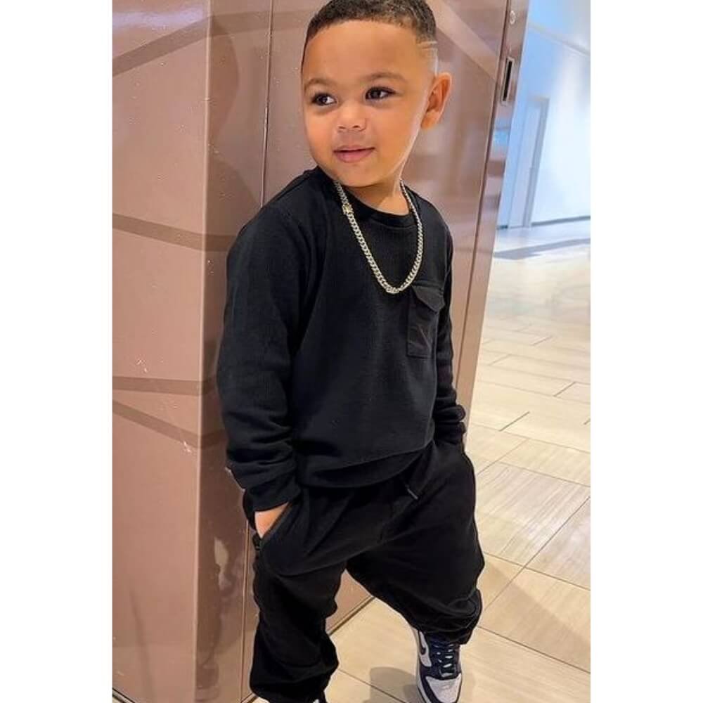 roupas para usar com tênis infantil preto