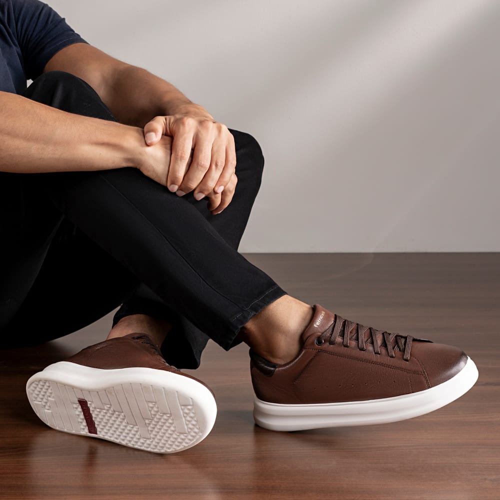 tênis marrom feminino