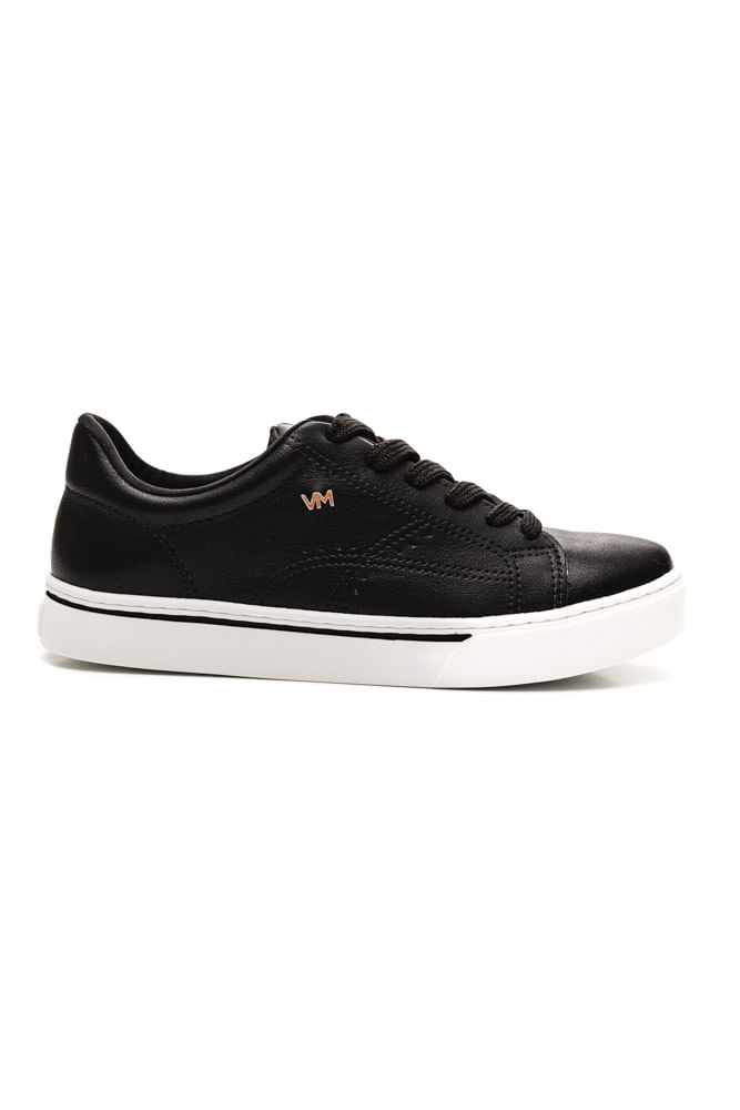 tênis preto Adidas