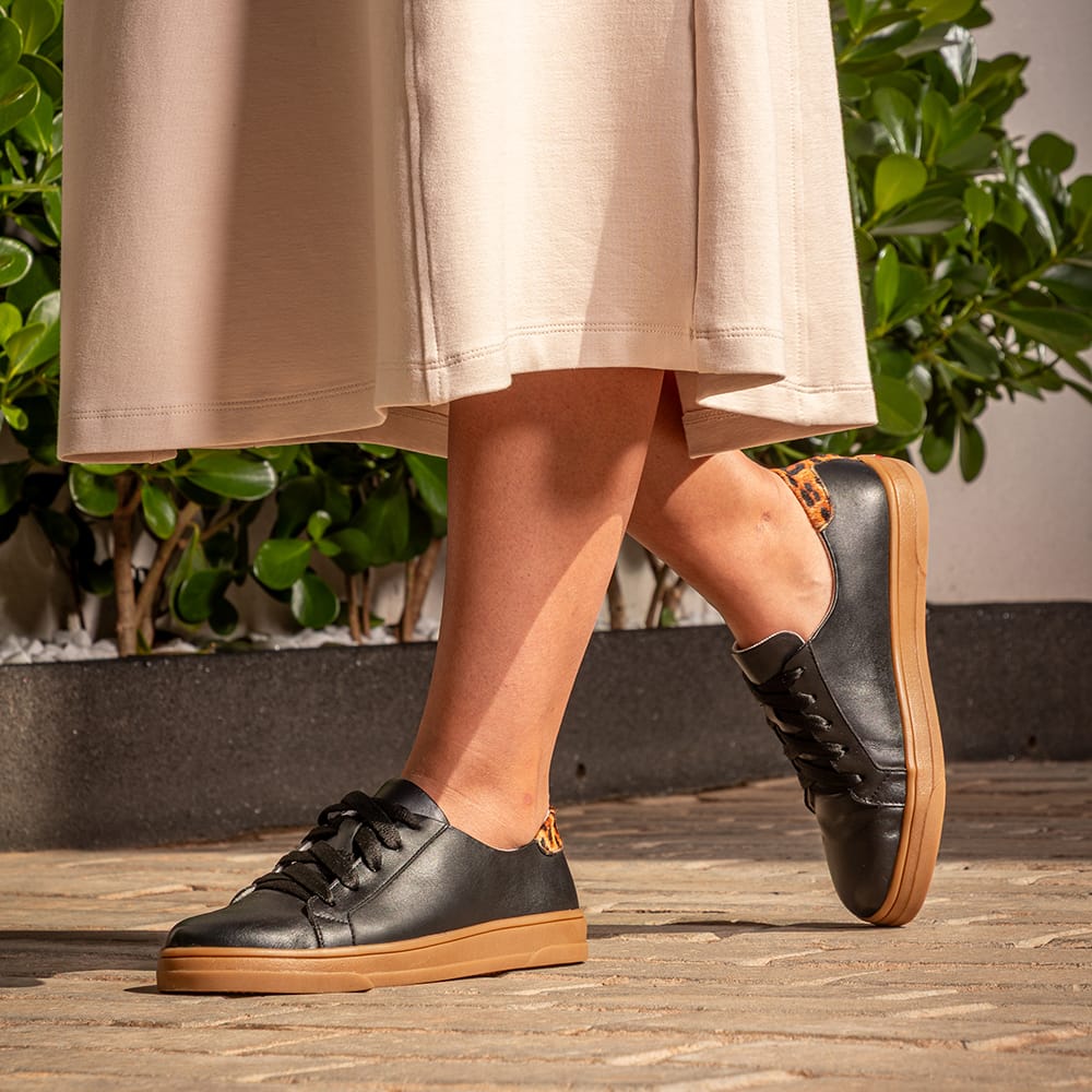 tênis preto feminino 2026