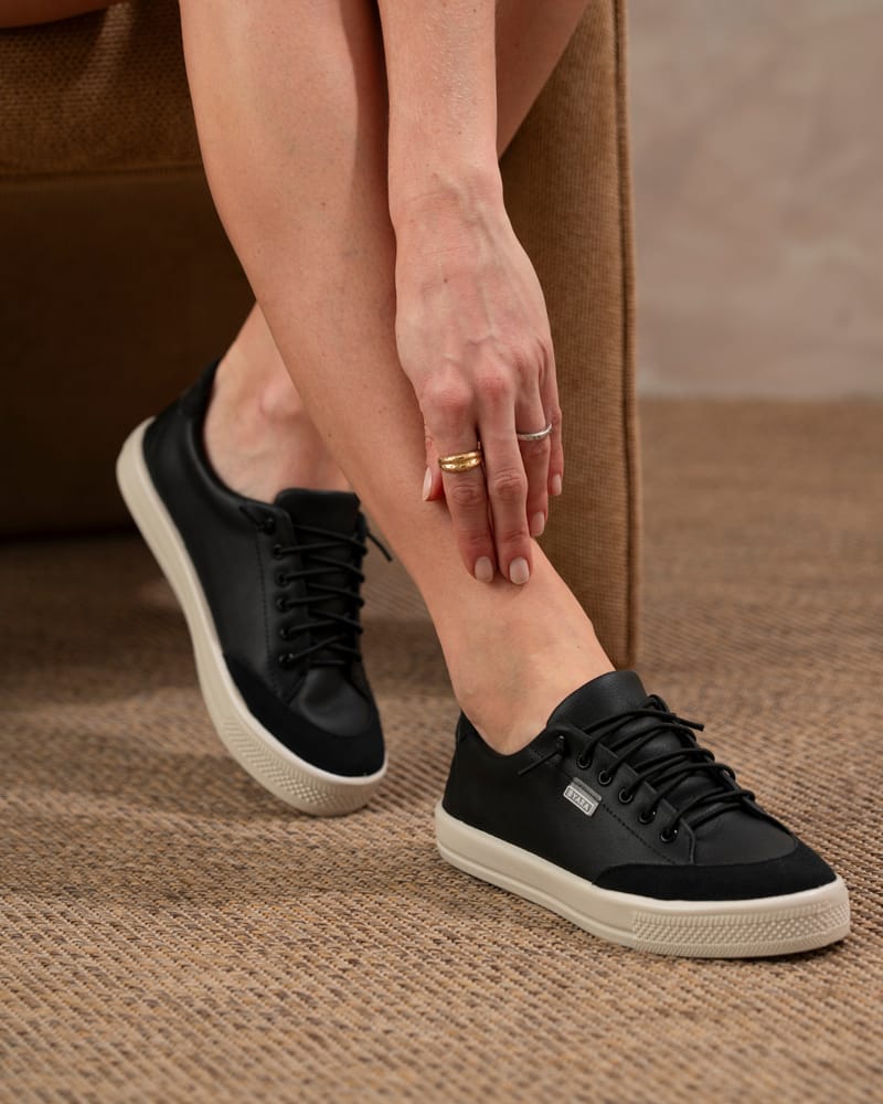 tênis preto feminino cano baixo