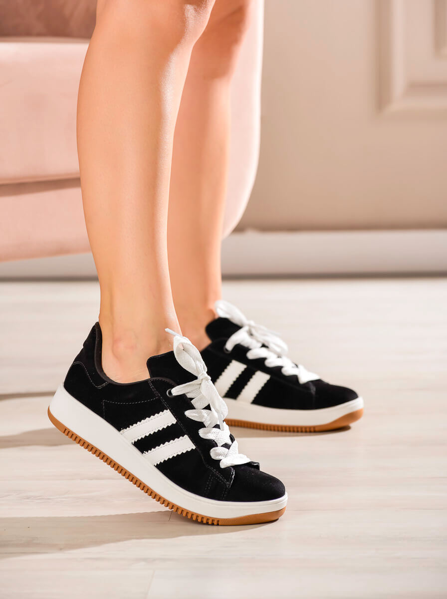 tênis preto feminino para trabalho