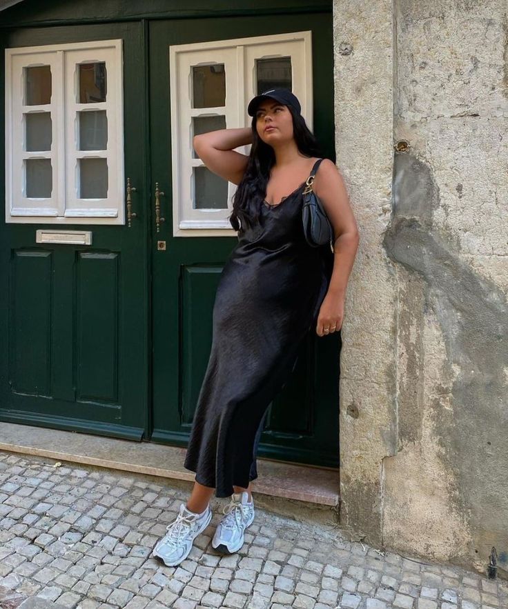 tênis preto casual para vestido